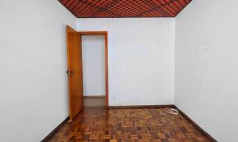 Imagem 5: Quot;Amplo apartamento 3 quartos com planta lateral configurada em sala de estar com uma