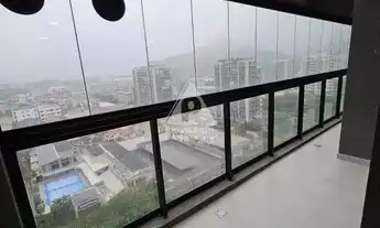 Imagem 5: Privilégio Imóveis Vende - Cobertura Noir Design com vista deslumbrante para o mar, ideal