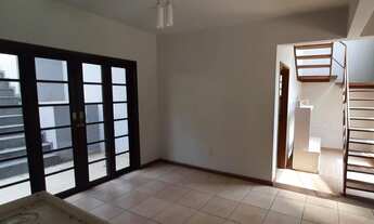 Imagem 6: Casa para Venda, 3 dormitórios, sendo 1 suíte, 2 banheiros, 2 vagas, área total 1.140 m²