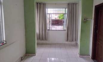 Imagem 2: Quot;Sem condomínio! Amplo apartamento tipo casa claro e arejado, com fácil acesso á aven