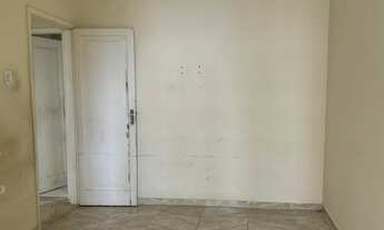 Imagem 4: Quot;Excelente apartamento vazio amplo e arejado, localizado no Méier, a minutos da Dias