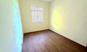 Imagem 5: Quot;Prédio único com portão eletrônico, apartamento espaçoso, fundos, desocupado, próxim