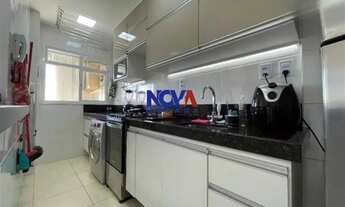 Imagem 4: Apresentamos um encantador apartamento de 58m com 2 quartos, sendo 1 s