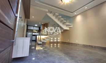 Imagem 5: Casa Duplex na região de Colina de 4 quartos (2 suítes) com closet e 220m²!