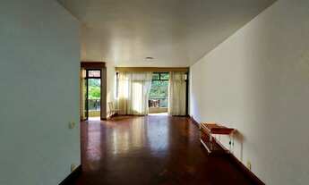 Imagem 5: CasaNova in Rio vende: Apartamento em Copacabana, posto 6, composto por: Sala em 2 ambient