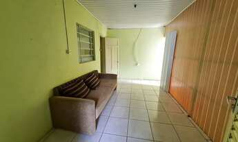 Imagem 3: Casa Mobiliada 2 dormitórios Garagem Próximo Praça Israel e Colégio Dom Antônio