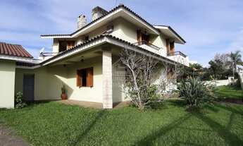 Imagem: Belíssima casa alto padrão com 197 m²