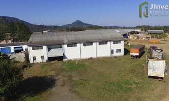 Imagem: Pavilhão Comercial no Distrito Industrial