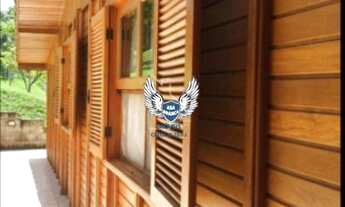 Imagem 5: CHÁCARA EM ATIBAIA , CASA DE MADEIRA COM 03 DORMITÓRIOS E 01 SUÍTE ,04 VAGAS DE