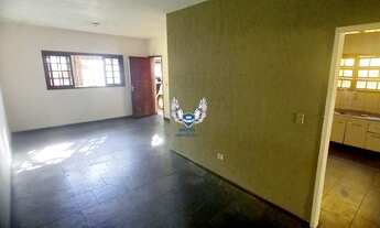 Imagem 1: CASA TÉRREA NA ÁGUA FRIA 03 DORMITÓRIOS COM 01 SUÍTE E 02 VAGAS DE GARAGEM