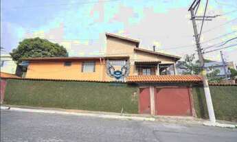 Imagem 2: CASA ASSOBRADADA NO TREMEMBÉ RECEM REFORMADA POSSUI 05 DORMITÓRIOS SENDO 03 SUÍT