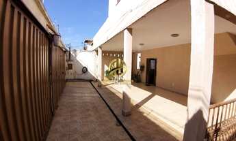 Imagem 3: Casa com 05 Quartos e 03 banheiros à Venda, 391 m²