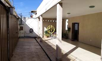 Imagem: Casa com 05 Quartos e 03 banheiros à Venda