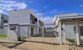 Imagem: Casa de2 Dormitórios em Condomínio Fechado