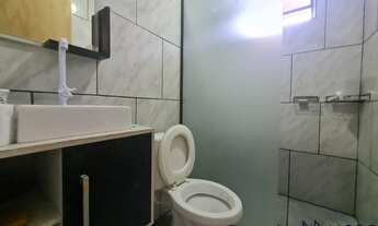 Imagem 7: Casa com 3 dormitórios, 2 banheiros, sala de estar social integrada com a cozinh