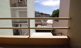 Imagem 2: Apartamento 1 dormitório grande com cozinha e área de serviço separadas da sala