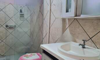 Imagem 6: Casa duplex de esquina com 2 dormitórios, 2 banheiros, sala de estar estar e jan