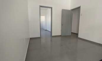 Imagem 7: Casa central., 3 dormitórios na Rua Conde De Porto Alegre