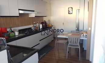 Imagem 6: Apartamento 3 dormitórios central, amplo, todo revitalizado, com sol leste/norte