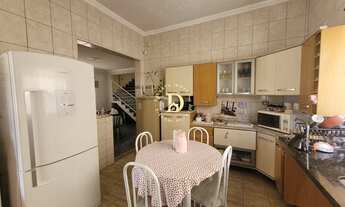 Imagem 5: Casa - Jardim Uirá - SJCampos - 03 Dormitórios (01 Suíte) - 180m²