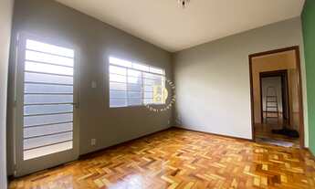 Imagem: Casa - Parque Santo Antônio - Jacareí