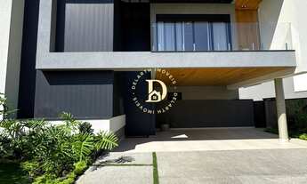 Imagem: Sobrado de Alto Padrão - Alphaville - Vista