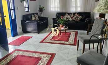 Imagem 1: Casa - Bom Retiro - SJCampos - 03 Dormitórios (01 Suíte) - 355m²