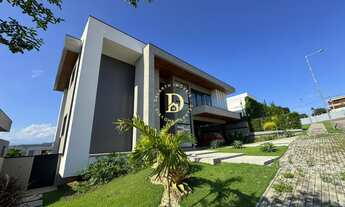 Imagem: Sobrado de Alto Padrão - Colinas do Paratehy