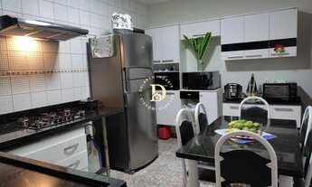 Imagem 5: Casa - Jardim Santa Marina - Jacareí - 03 Dormitórios (01 Suíte) - 157m²