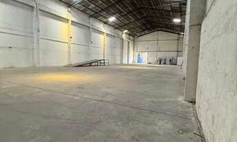 Imagem: Galpão 1.000m²  Condomínio Marbe