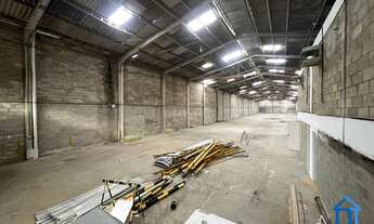 Imagem 2: Galpão 2.396 m² – Imbiribeira – 3 Docas e Pé Direito 7m