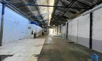 Imagem 3: Galpão de 385m² na Av. Norte – Estacionamento e Pronto para Uso Comercial