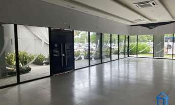 Imagem: Ponto Comercial com 830m2 no Empresarial