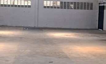 Imagem 2: Galpão 1400² para Locação – Estrutura e Localização Estratégica