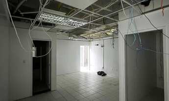 Imagem 4: Sala de 170m² em Boa Viagem – Imóvel de Alto Padrão, Versátil e Bem Localizado