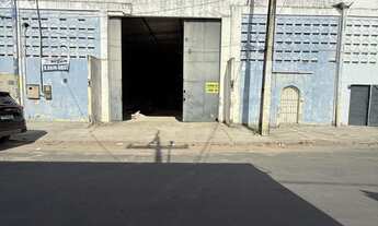 Imagem 2: Galpão com 1.000 m² com plataforma em Boa Viagem!