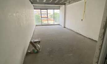 Imagem: Sala Comercial 42 m²  Frente à Av