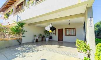 Imagem 4: A Venda Casa Sobrado com 199m² com 3 dormitórios com piscina no Bairro Estância