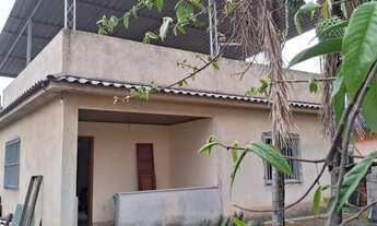 Imagem: Casa com galpão