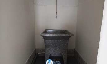 Imagem 2: Casa Idepedente com Quintal e Garagem