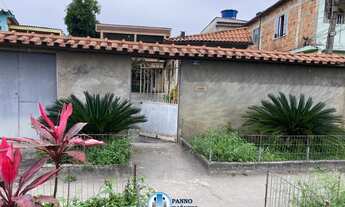 Imagem: Terreno com 2 casas a venda