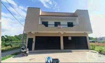 Imagem: Apartamento ( ônibus na porta