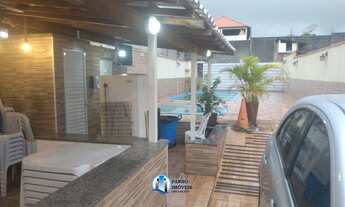 Imagem: Vila de casas a venda em primavera