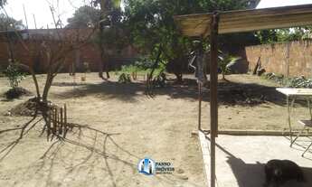 Imagem: Casa com Quintal Grande