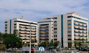 Imagem 4: Sala Comercial com Móveis