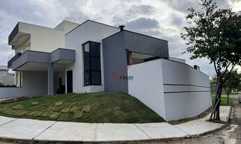 Imagem: Casa térrea no Condomínio Terras do Vale