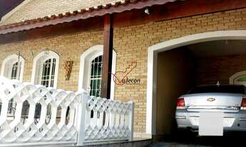 Imagem 2: Casa com piscina à Venda no Jardim Souto em São José dos Campos