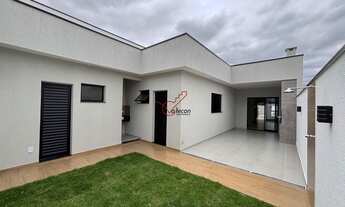 Imagem: Casa Nova de Alto Padrão com 3 Dormitórios