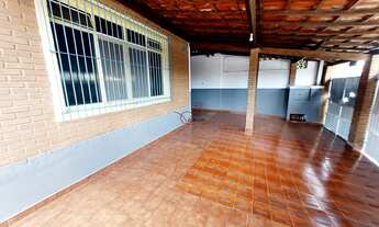 Imagem 2: CASA - 4 DORMITÓRIOS - PARA LOCAÇÃO OU VENDA - CONJUNTO TRINTA E UM DE MARÇO EM