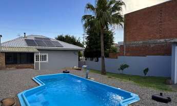 Imagem: Casa com Piscina em Linha Santa Cruz